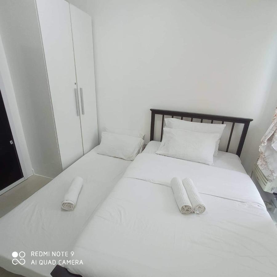 Azure Urban Resort Maui Tower Manila Bagian luar foto