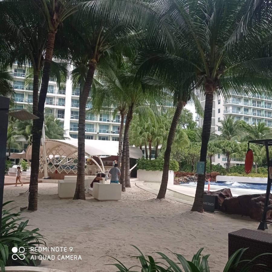 Azure Urban Resort Maui Tower Manila Bagian luar foto