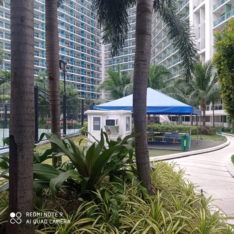 Azure Urban Resort Maui Tower Manila Bagian luar foto